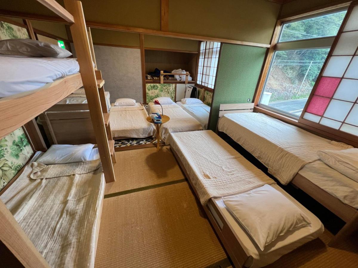 Bed in 8-Bed Mixed Dormitory Room