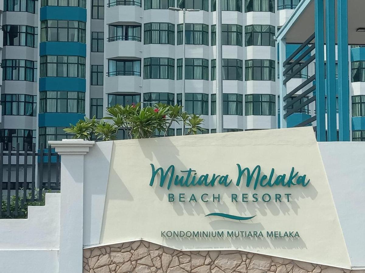 B&B Malakka - Mutiara Malacca Beach Resort by F&H Homestay - Bed and Breakfast Malakka