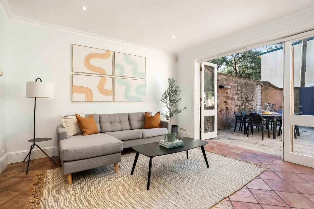 Chippendale l The Myrtle House l 3 Bedrooms - B&B Sydney