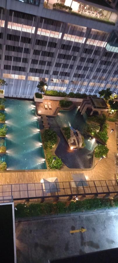 Cozy Apartment with Jacuzzi and Sauna at 188 Suites Klcc - B&B Kuala Lumpur