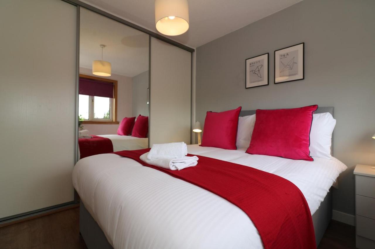 Signature - Binnie House - B&B Cumbernauld