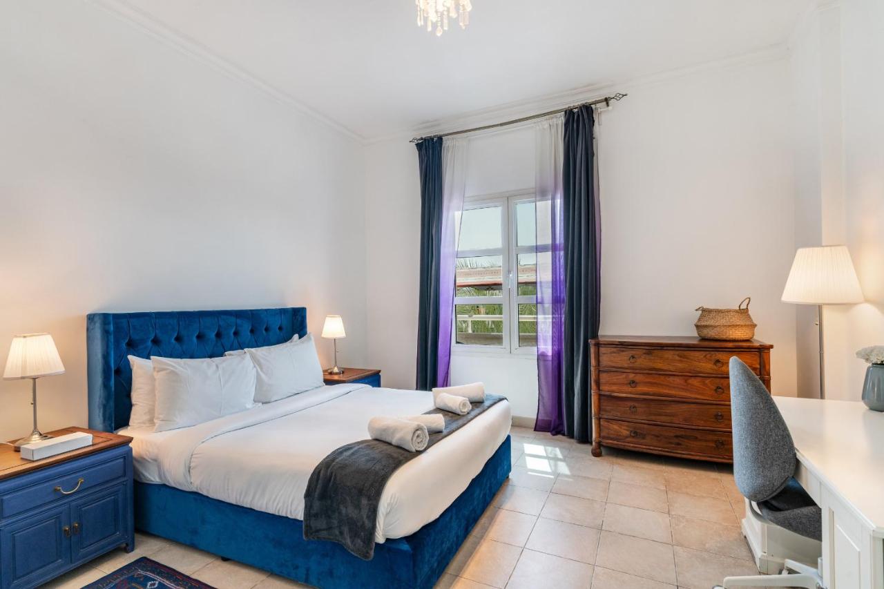 Apartment mit Poolblick