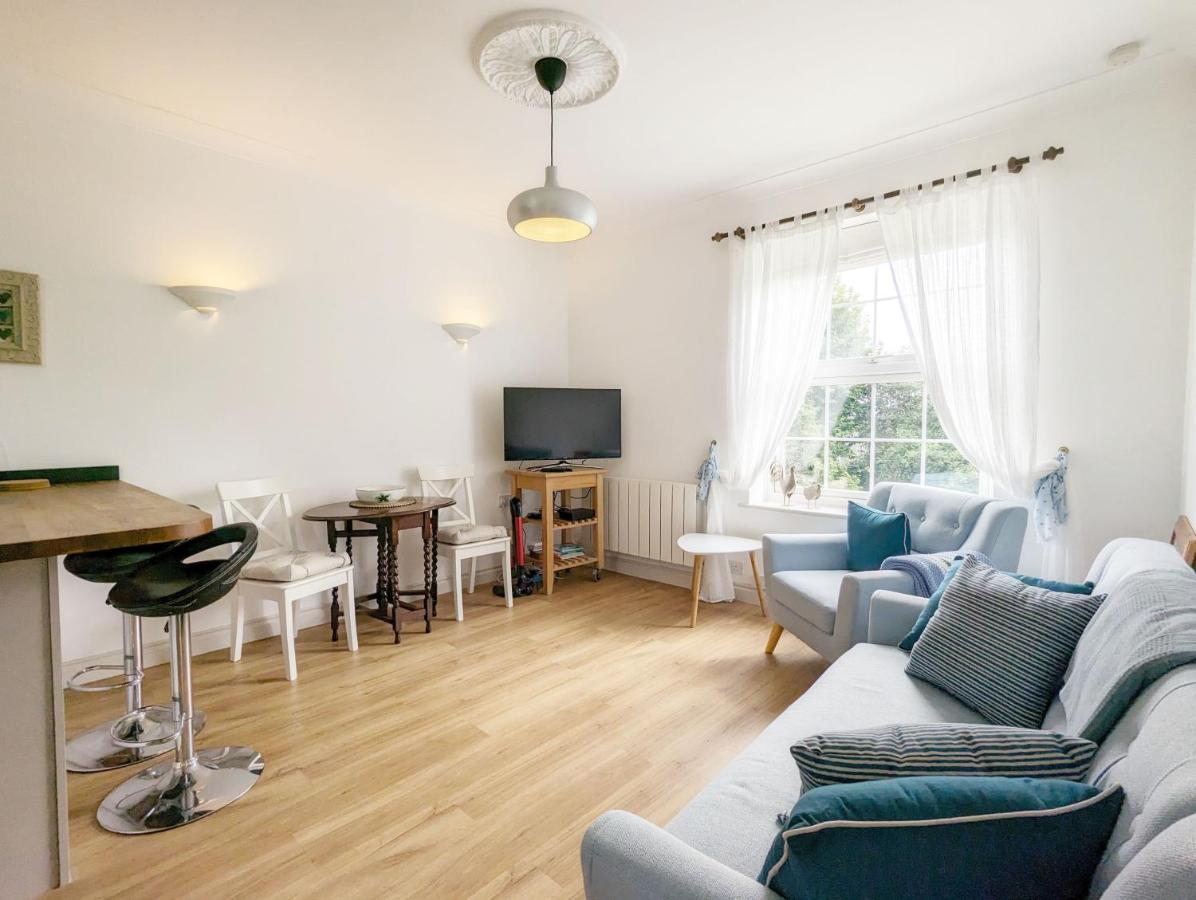 Emsdale House - B&B