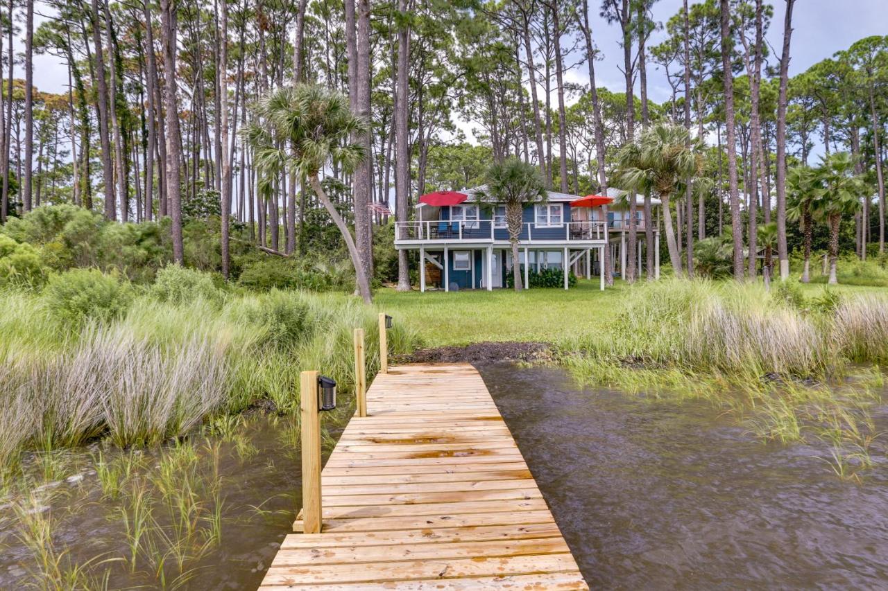 Carrabelle Gulf-View Home w/ Private Boat Dock - Ferienwohnung Carrabelle