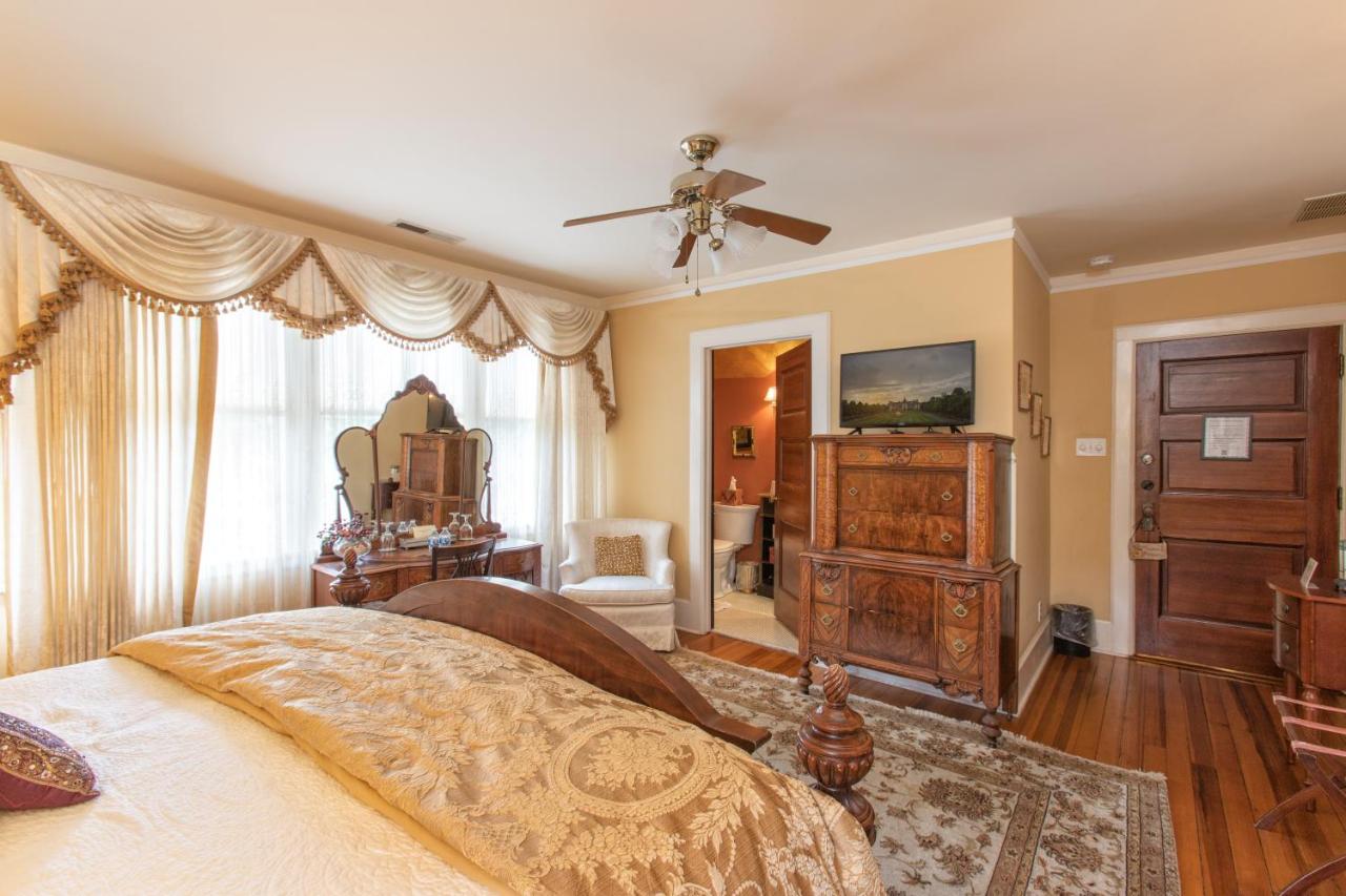 The Holly Room