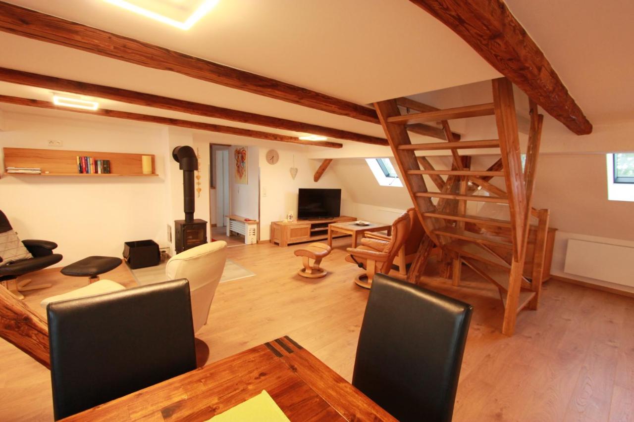 Apartment with Mountain and Castle View