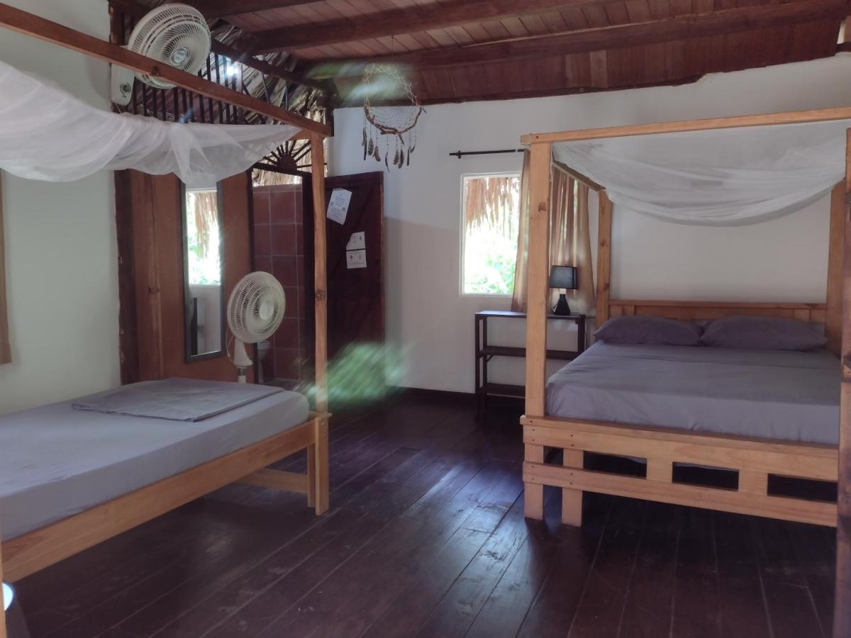 Dreibettzimmer mit eigenem Bad