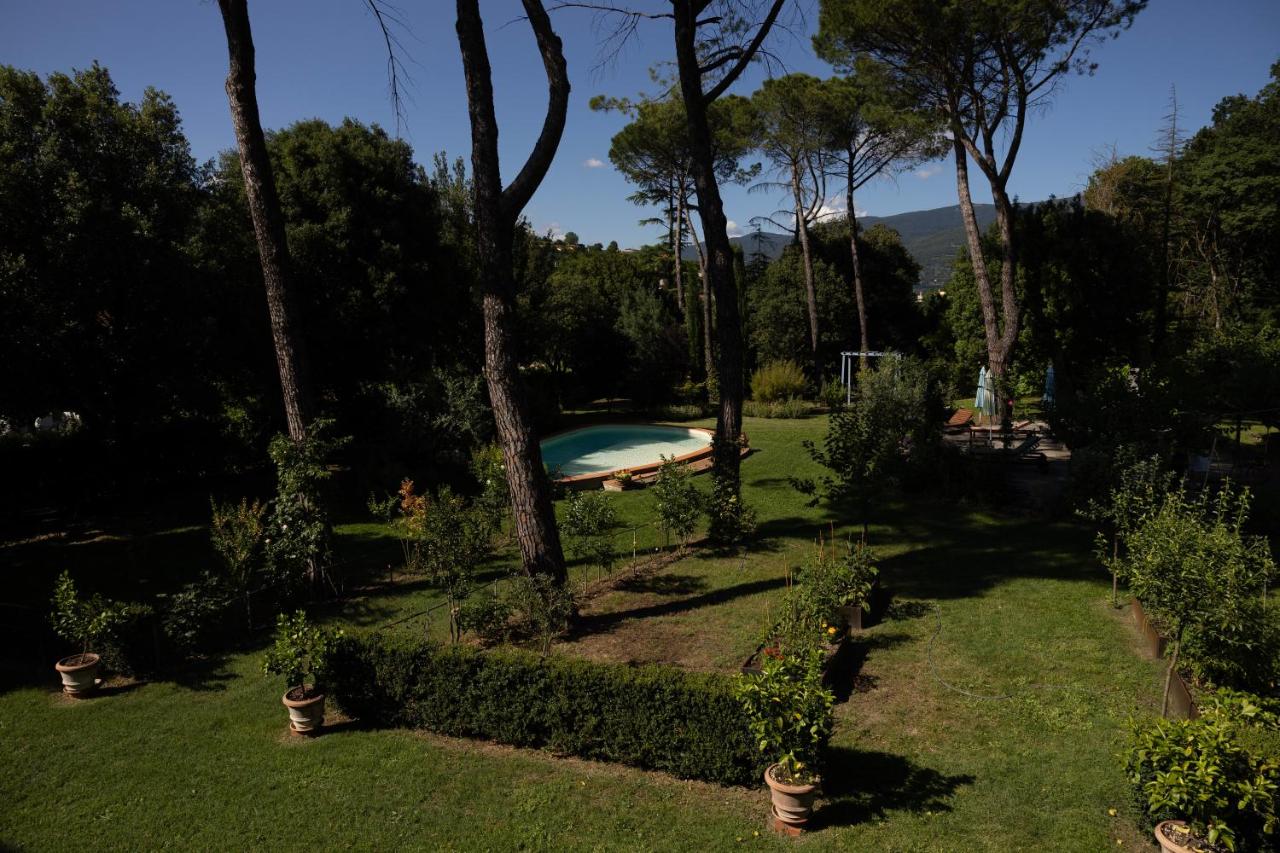 Suite Junior con vistas al jardín 
