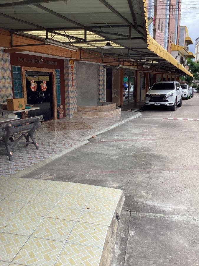 บ้านโนรีแมนชั่น - Chambres d'hôtes Si Racha