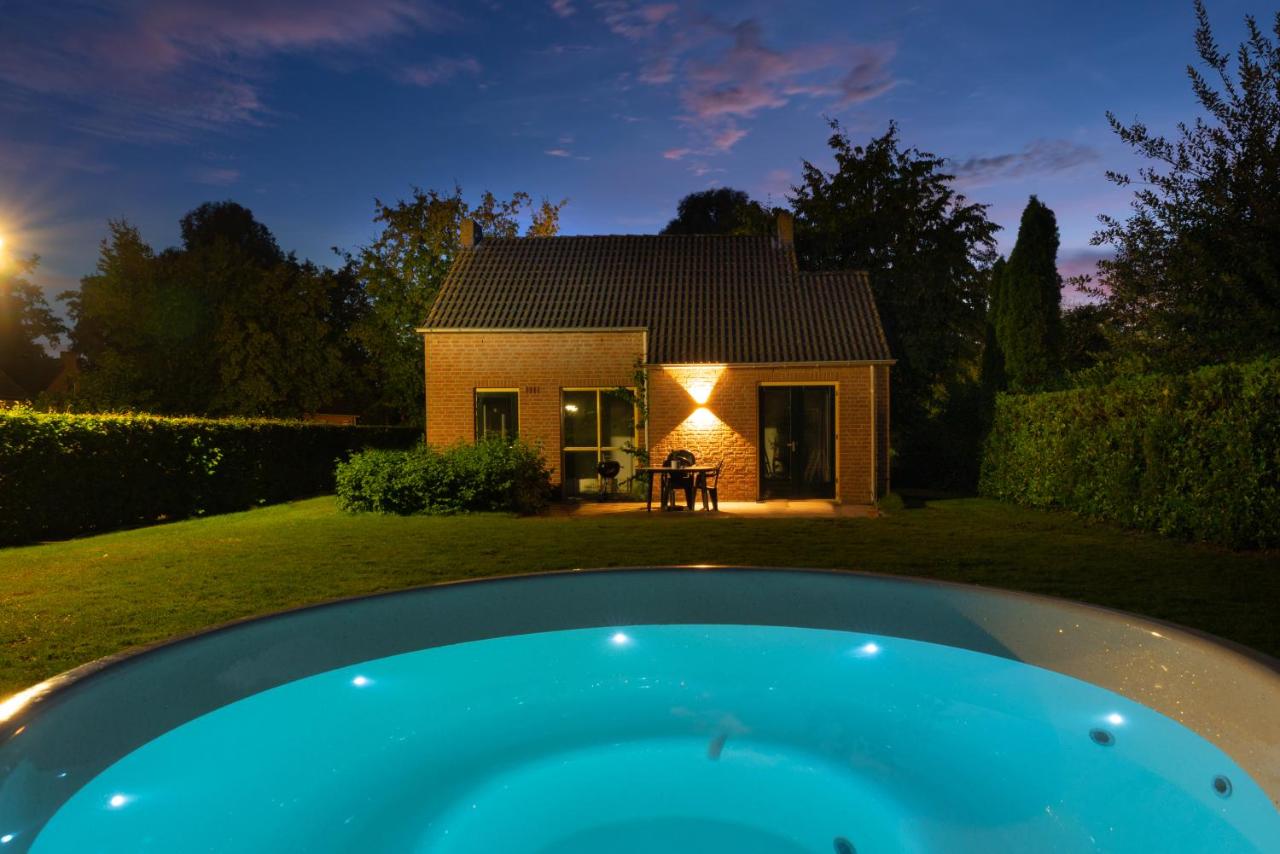 6P Vrijstaand Huis met royale tuin en Hottub - B&B