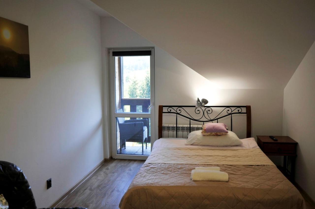 Standard Single Room with Mountain View