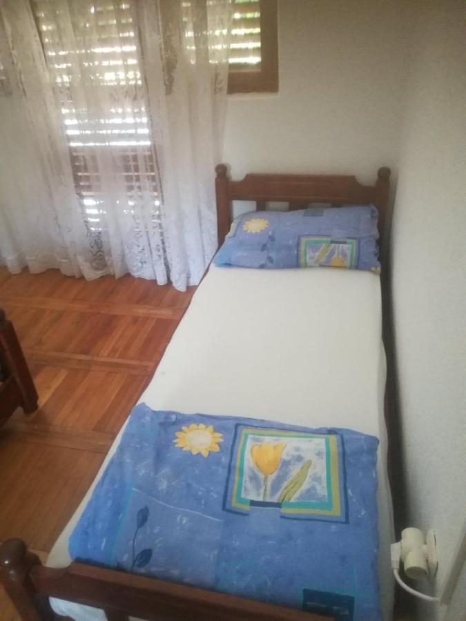 Dreibettzimmer