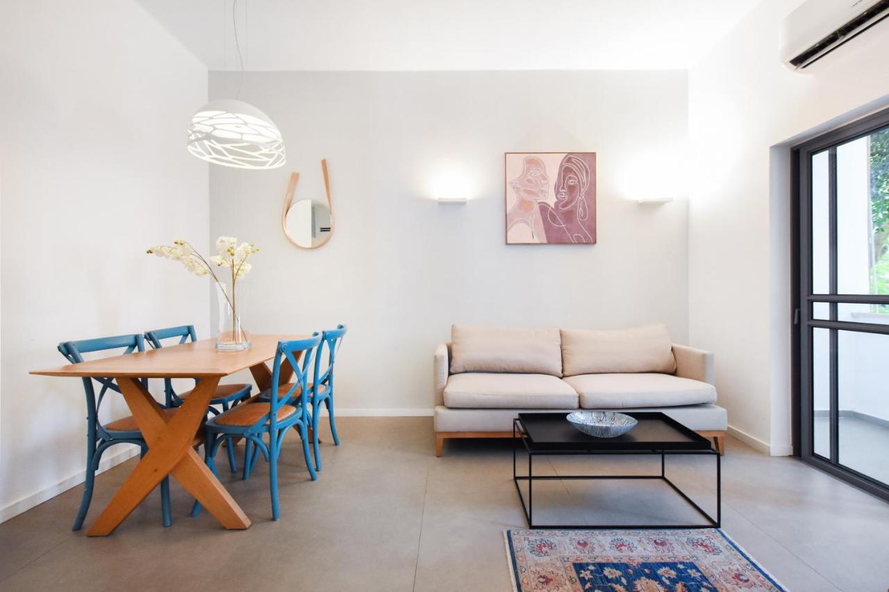 Magic Lily by HolyGuest - B&B Tel Aviv