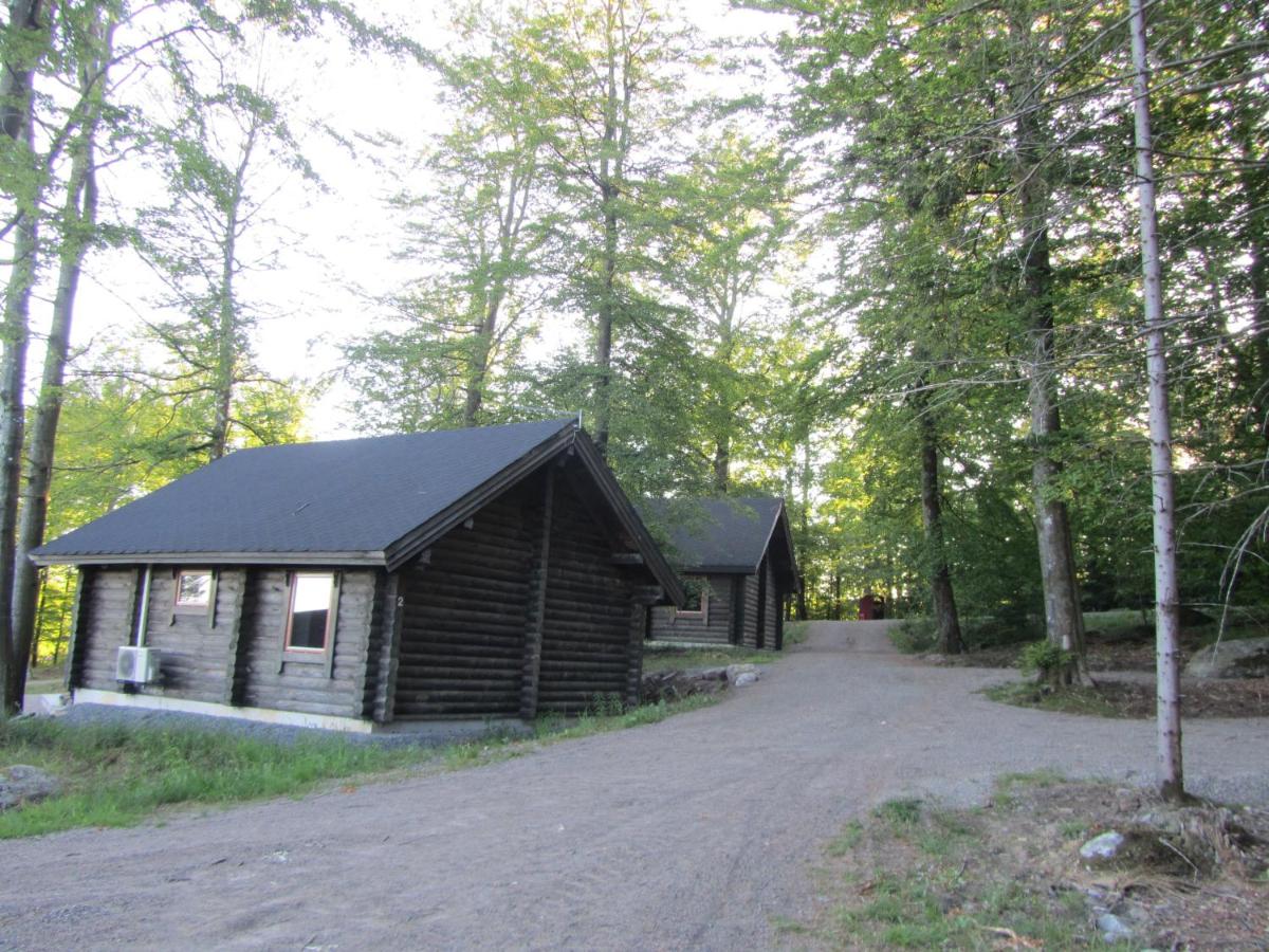 Joe Getaway - Stugby i Ullared - B&B