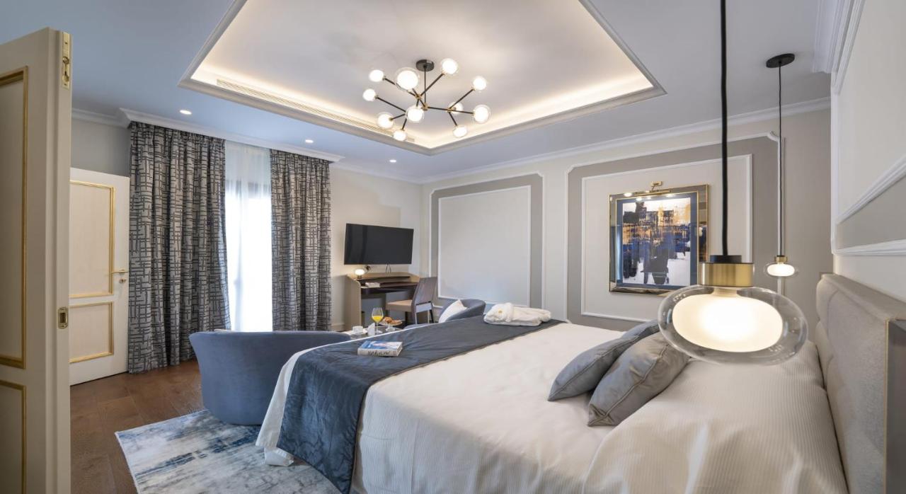 Royal Suite at The San Roque Club - B&B