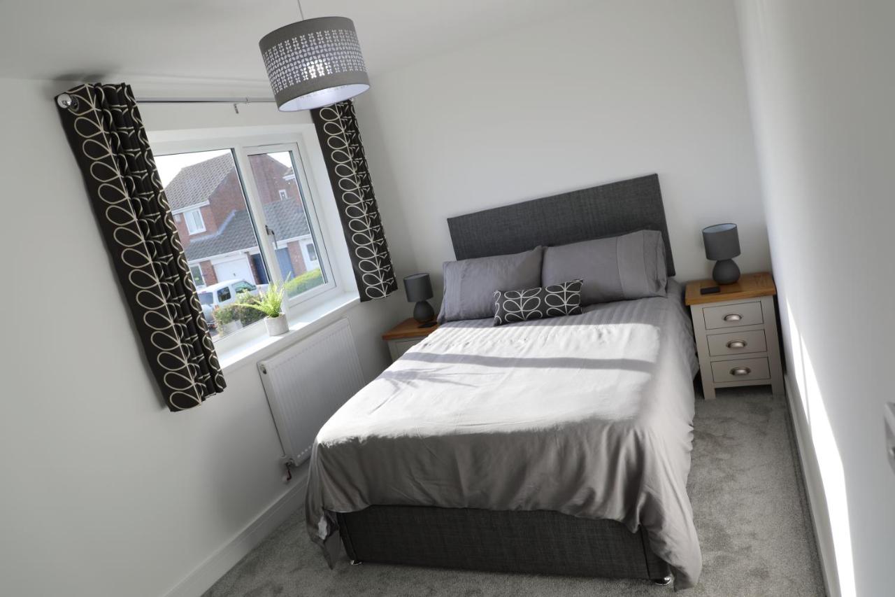 B&B Chepstow - Modern, Two Double Bedroom House with Free Parking - Bed and Breakfast Chepstow