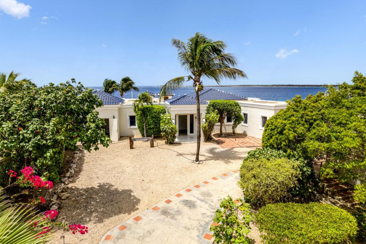 Oceanfront - Villa Port of Call - - B&B