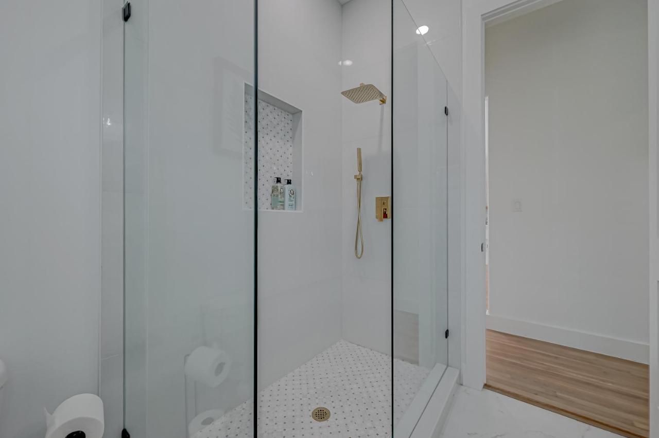 Stylish, 2 Bedroom in Houston-Bellaire - B&B