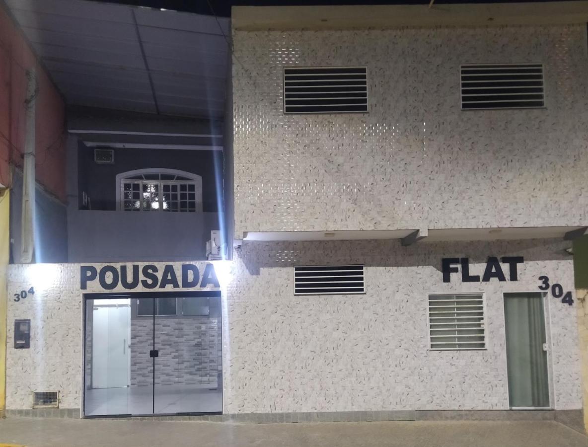 Pousada Quarto com tv,ar,frigobar,wifi e garagem - B&B