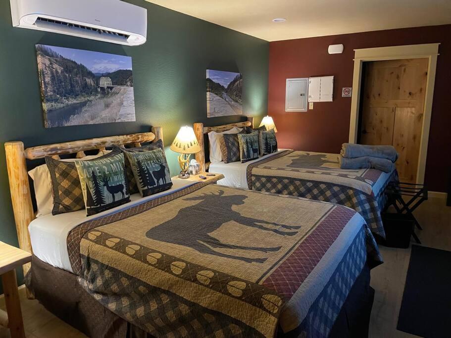 B&B Grants Pass - Cedar Mountain Suite D - Bed and Breakfast Grants Pass