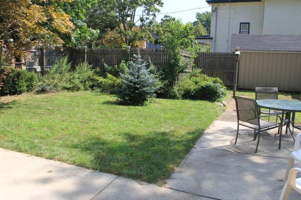 Historic peaceful apartment - B&B New Haven