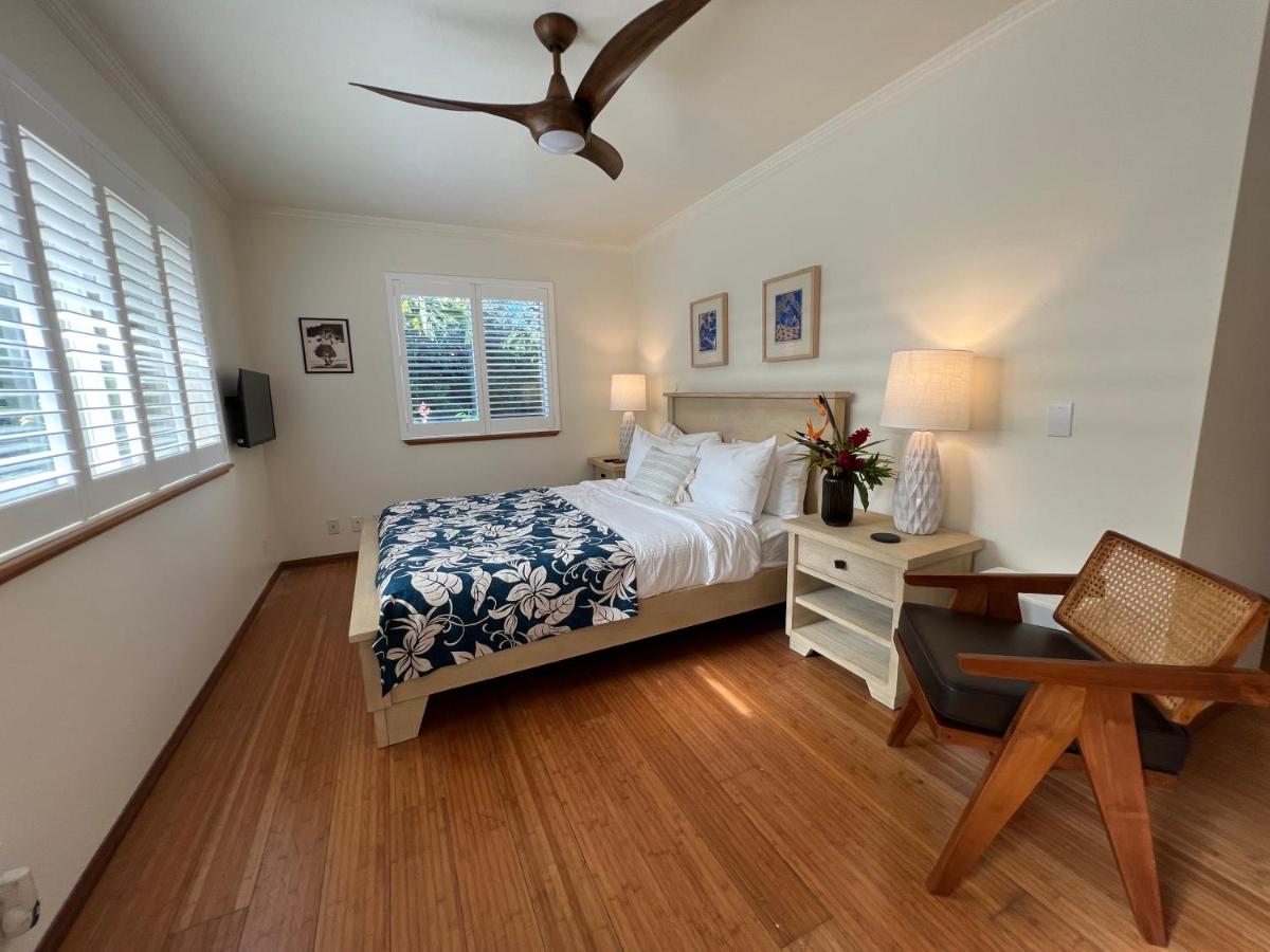 Queen Room with Garden View