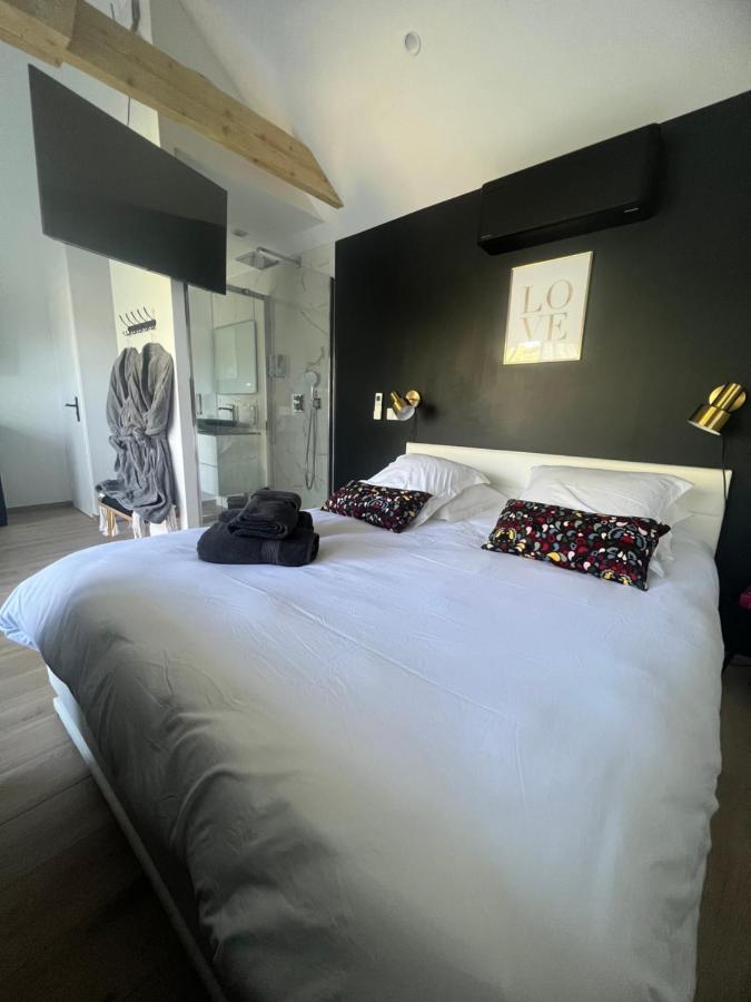 B&B Auteuil - Suite romantique avec Spa et filet suspendu - Bed and Breakfast Auteuil