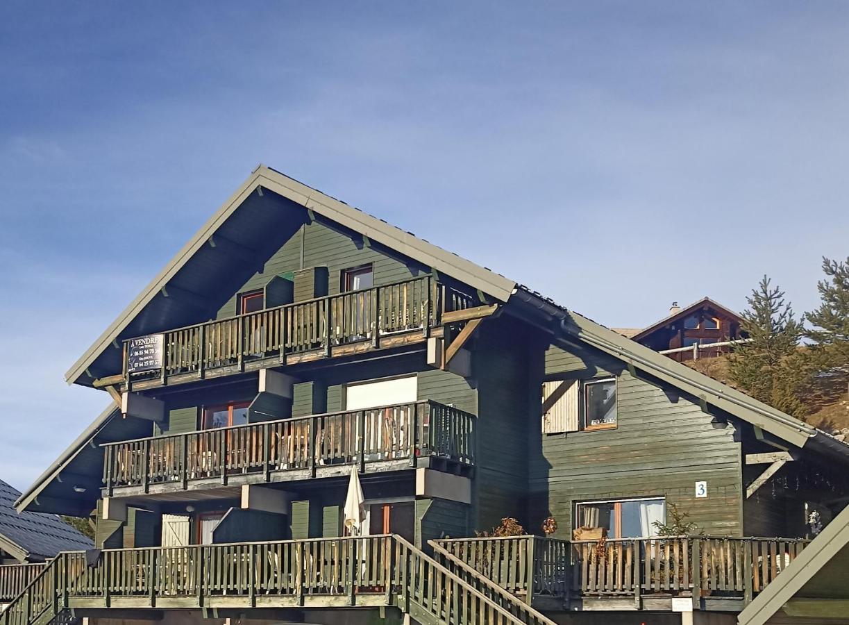 T3 avec terrasse 6 personnes, La Joue du Loup - B&B La Joue du Loup