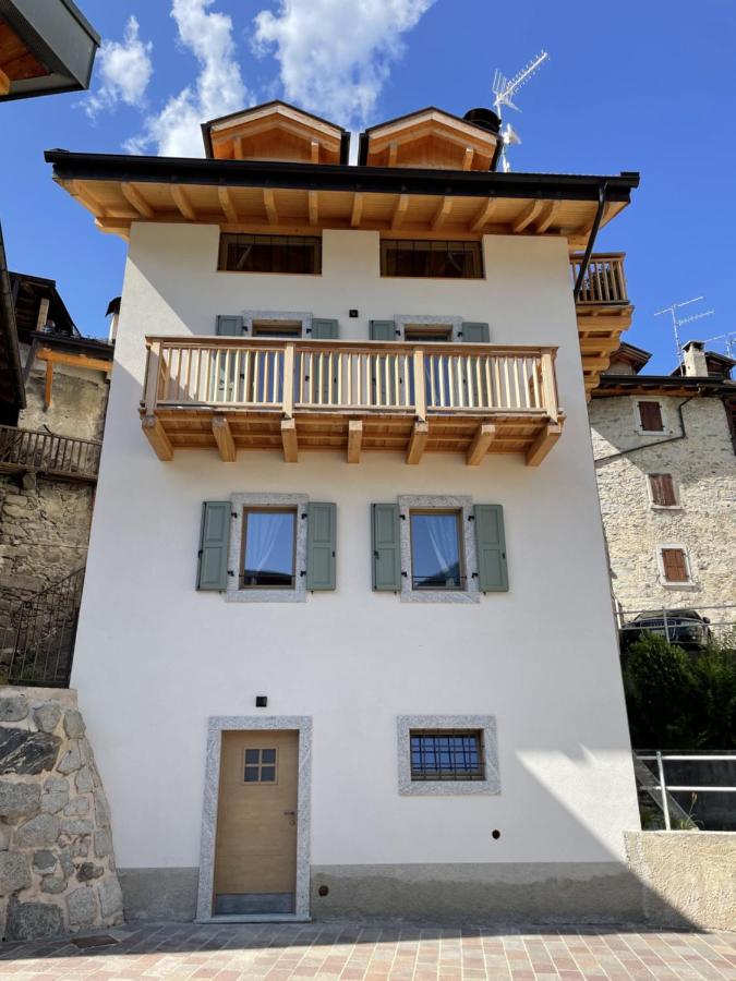La Cürt de Santa Lùzia - Piano Terra - Bed and Breakfast