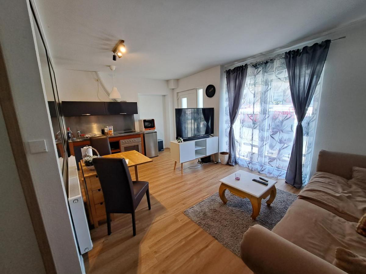 Ladenlokal beim Metzger Becker - Chambres d’hôtes