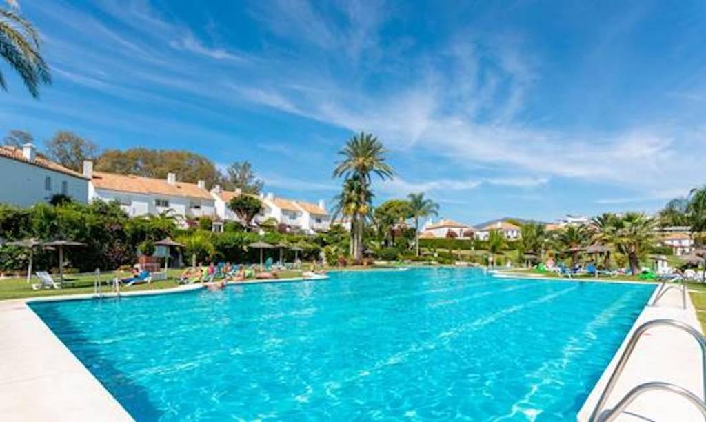 Apartamento Urbanización Benamara - B&B