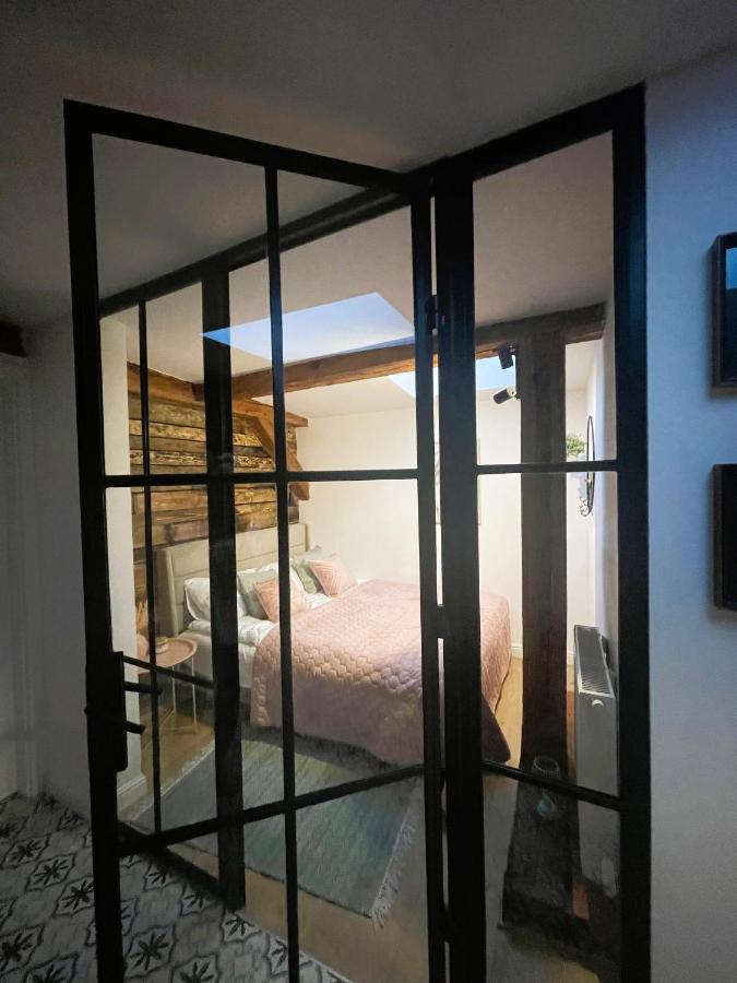 Apartament Miodowy - DARMOWY PARKING - KlMATYZACJA - WIFI - B&B