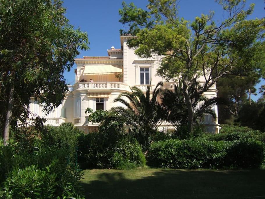 Studio jardin Piscine climatisatisation accès plage - Chambres d’hôtes