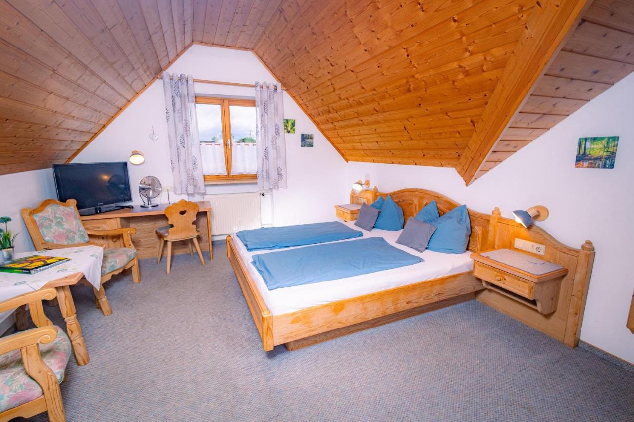 Chambre Double ou Lits Jumeaux avec Douche