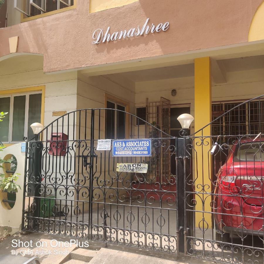 B&B Chennai - Dhanashree Guest House - Bed and Breakfast Chennai