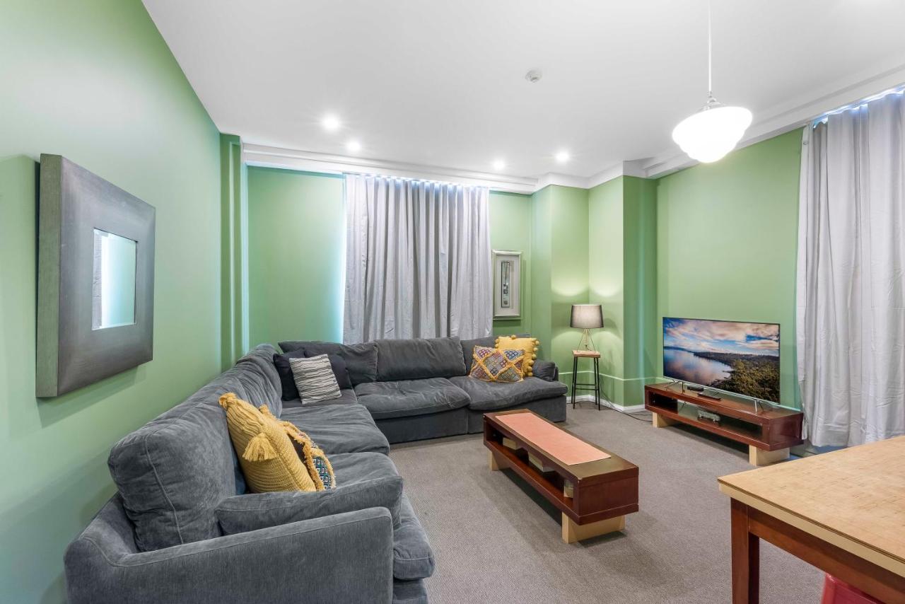 B&B Hobart - Studio Apartment - Hobart CBD - Bed and Breakfast Hobart