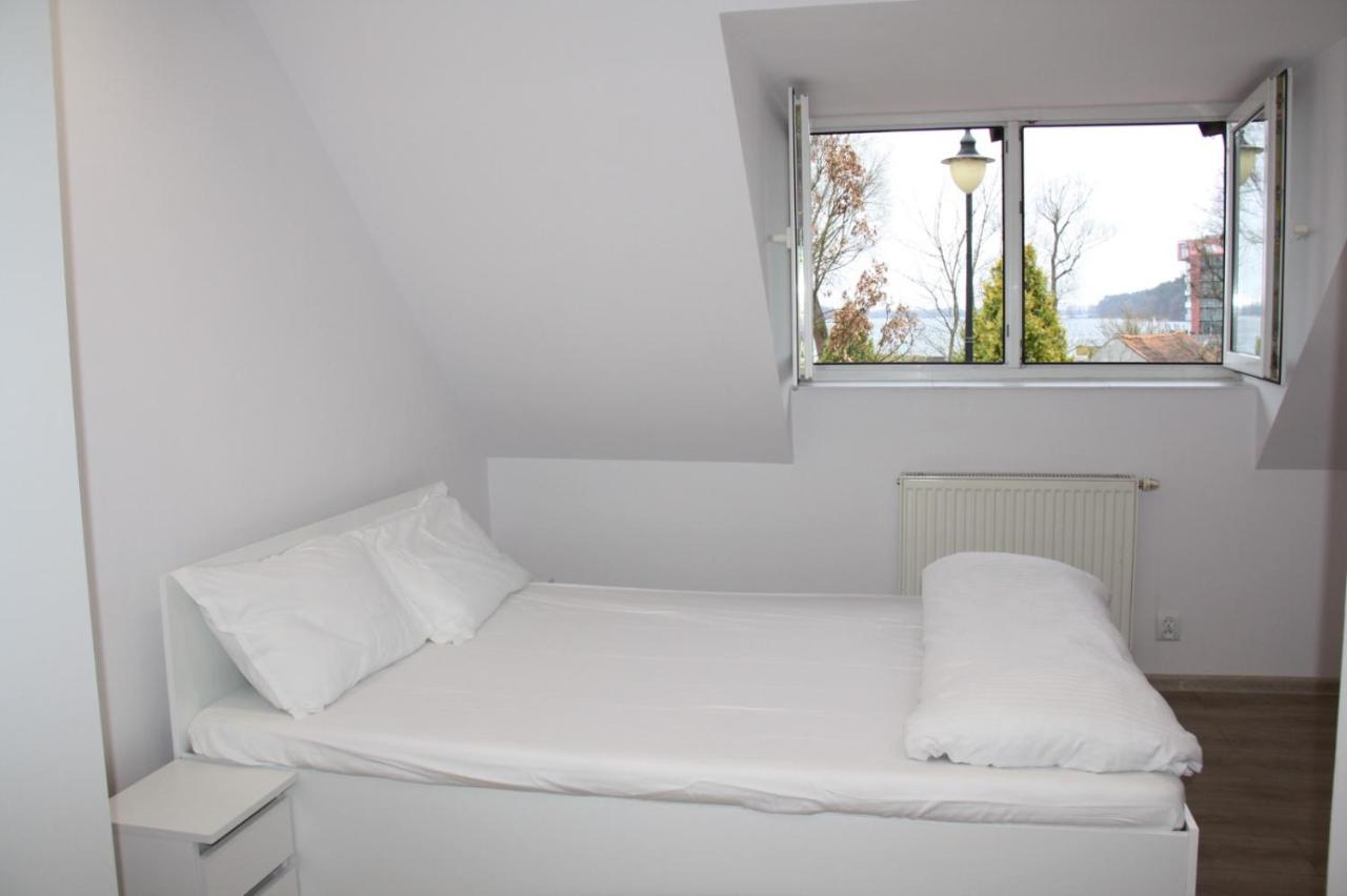 Budget Double Room (8)