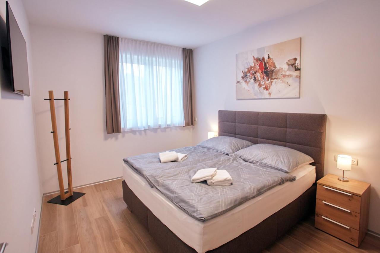 B&B Leibnitz, Styria - Deluxe Apartment Leibnitz - Bed and Breakfast Leibnitz, Styria