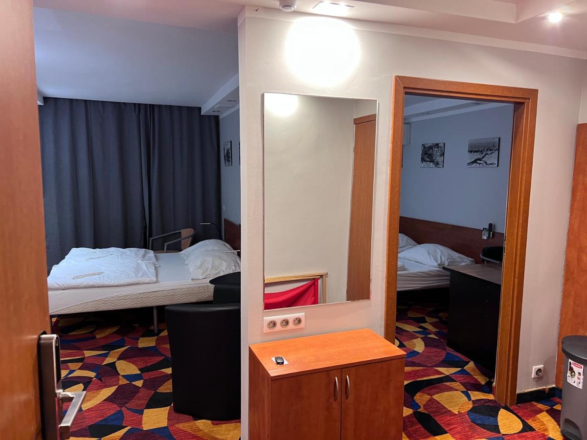 Quadruple Room with Private Bathroom
