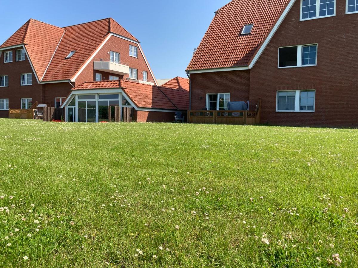 Die Ostseeperle mit Pool 2 - B&B