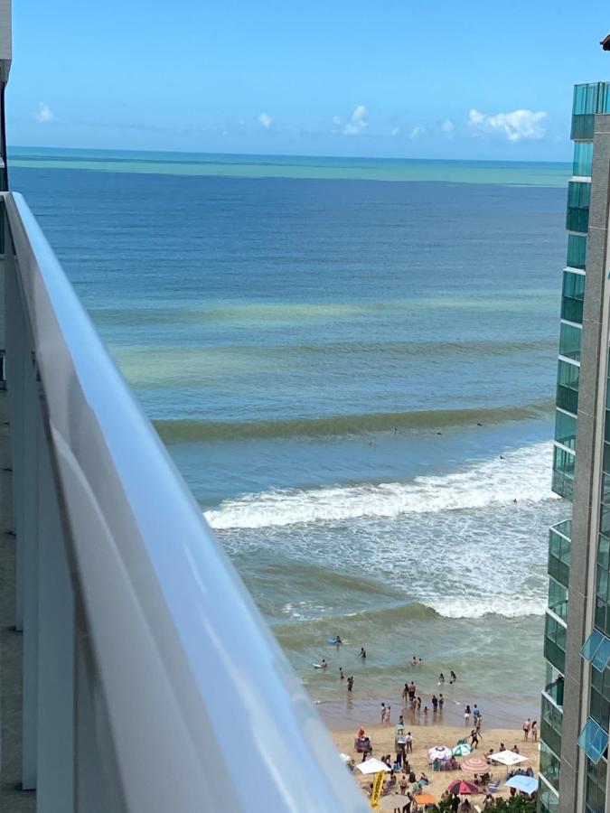 Apto NOVO BEIRA MAR Praia do Morro vista mar e montanha com 120m 3 qtos Ed Elegance limitado a 8 hóspedes independente da idade - Chambres d'hôtes Guarapari