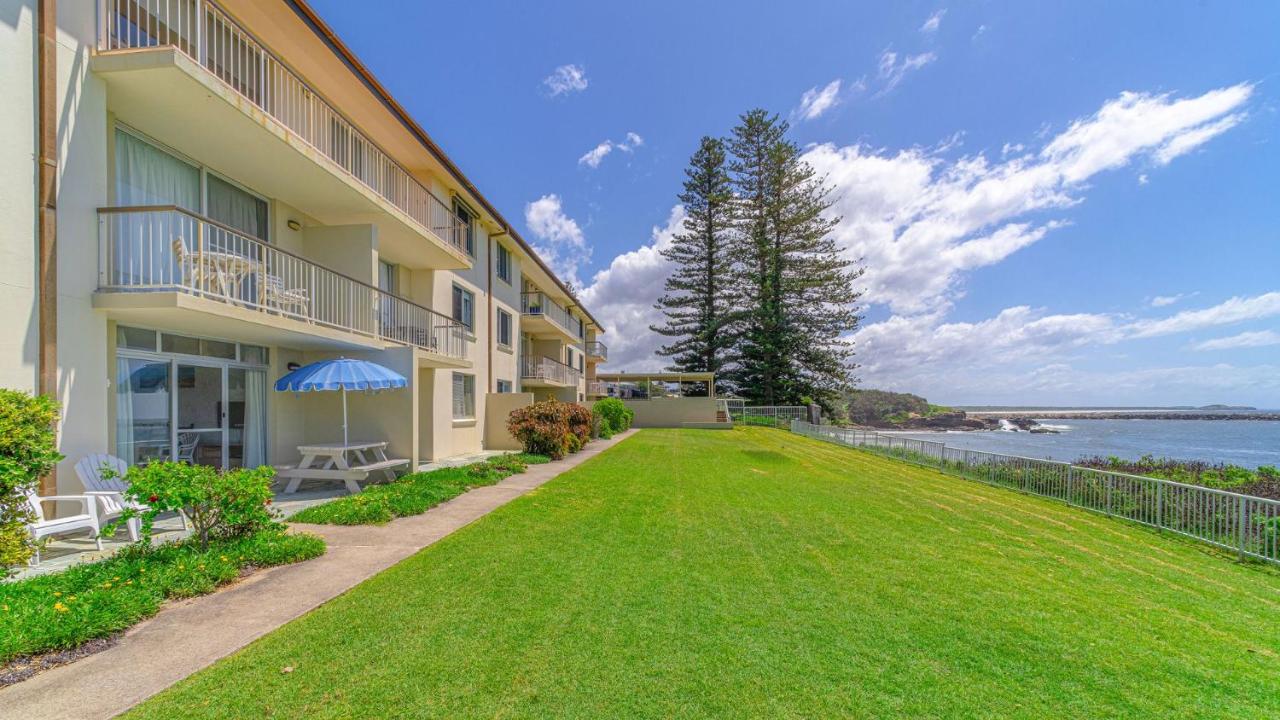 Craigmore 5 - Oceanfront Escape with Yamba's Best Beach Views - Holiday Yamba - B&B Yamba