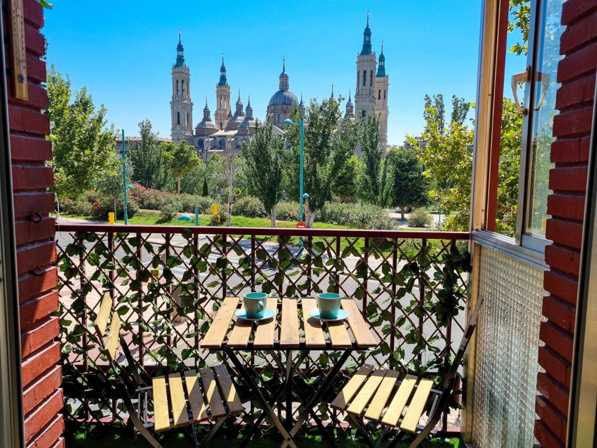 B&B Zaragoza - Front Views To El Pilar ComoTuCasa - Bed and Breakfast Zaragoza