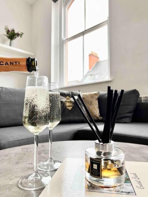 B&B Leicester - Chic Living At The Chancery - Bed and Breakfast Leicester
