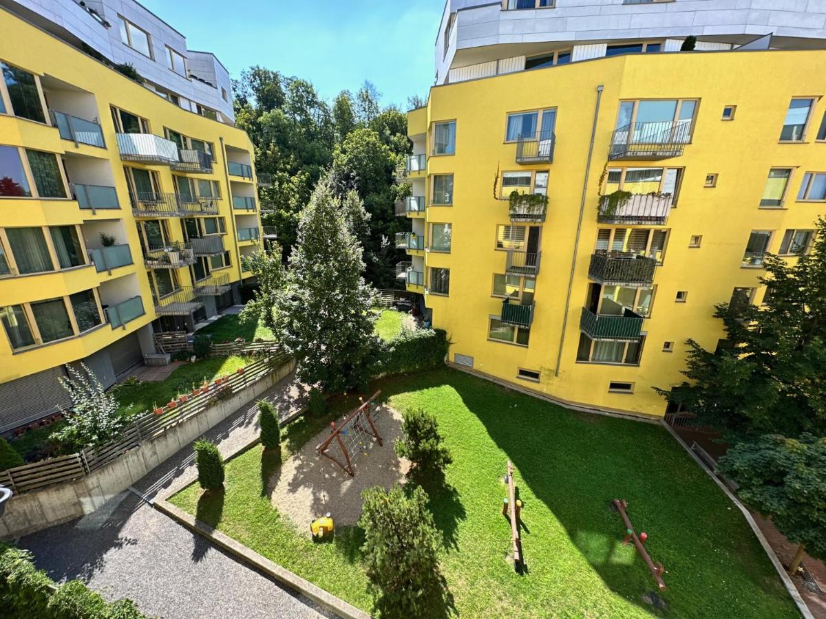 Rezidence Jeseniova Prague - Ferienwohnung Prag