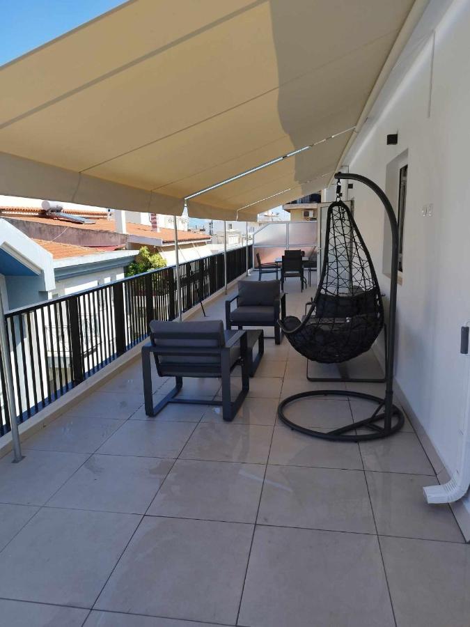 Petmeza Top Aigio City F - Bed and Breakfast