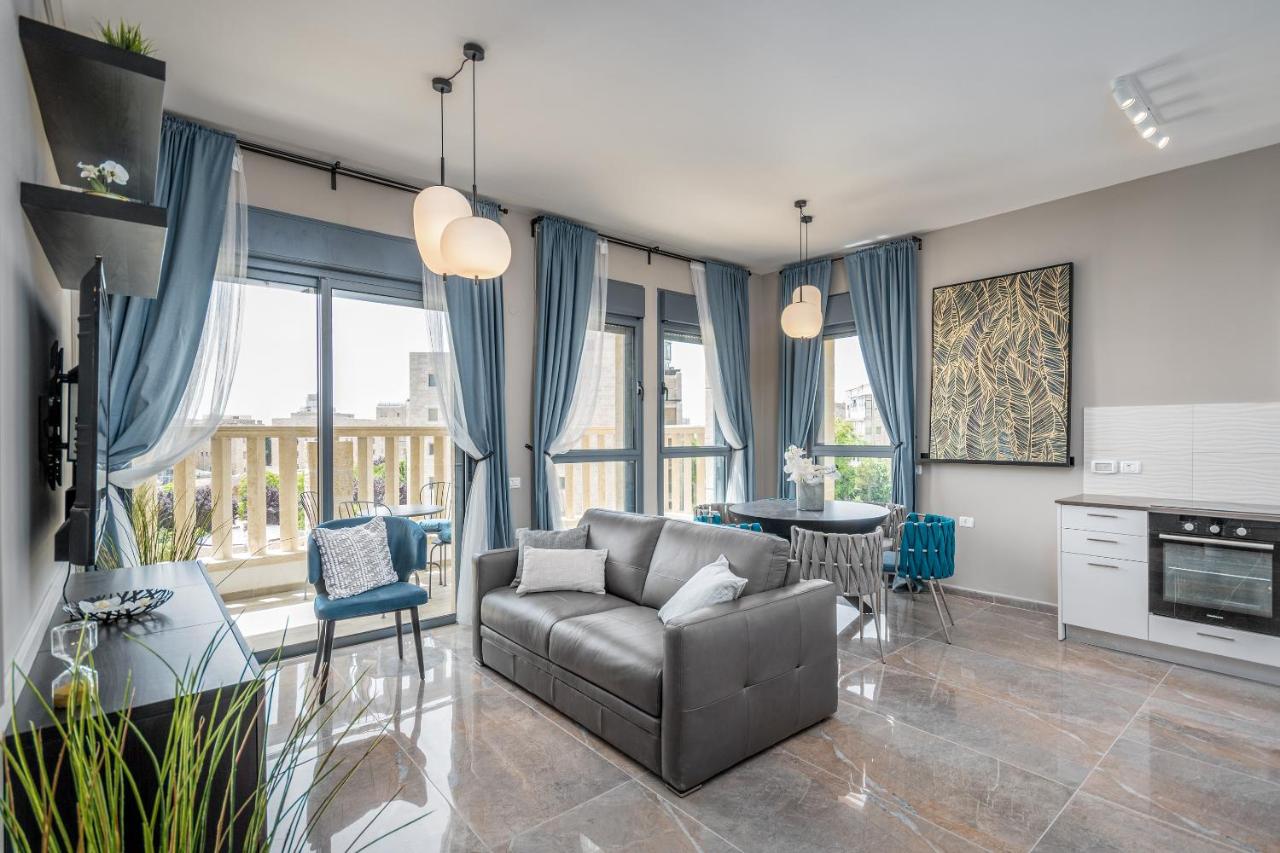 Luxury 2BR with Nice View - Next King David Hotel - Bed and Breakfast Jeruzalem