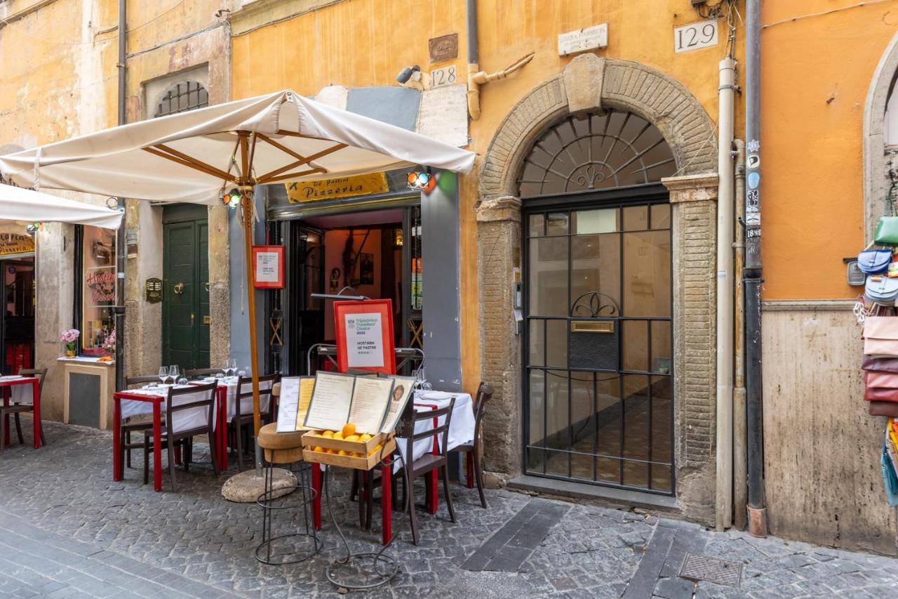 Dimora Pastini - B&B Roma