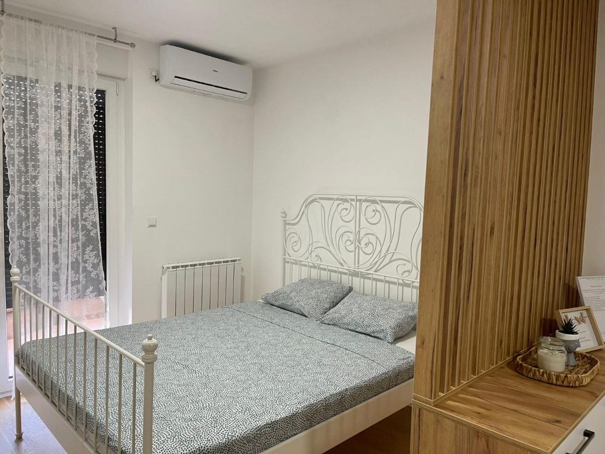 Elegance Self check-in Free Parking - Chambres d’hôtes Tuzla