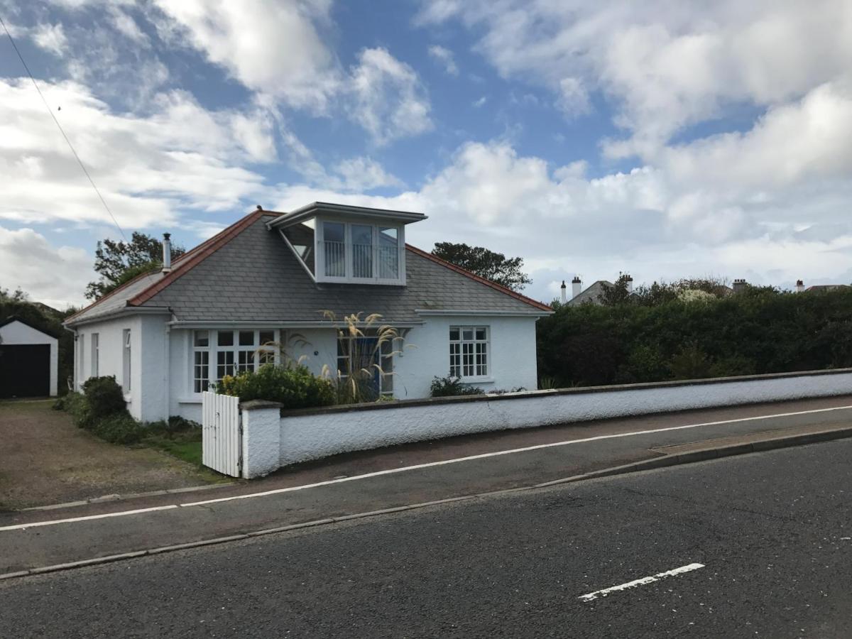 Golf View Cottage PORTRUSH - B&B